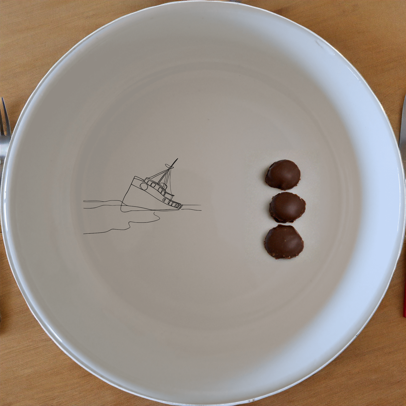 Wreck Deserted Beach Bowl Set of 4 - Range 1 offers a unique nautical design perfect for any kitchen. This set includes four 12cm bowls, ideal for everyday use and special occasions.