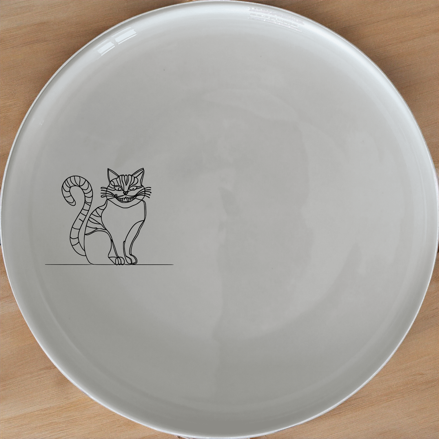 Wonderland Cheshire Cat Dinner Plate Set of 4 - Range 3 is a charming set of ceramic plates featuring the iconic Cheshire Cat from Alice's Adventures in Wonderland.