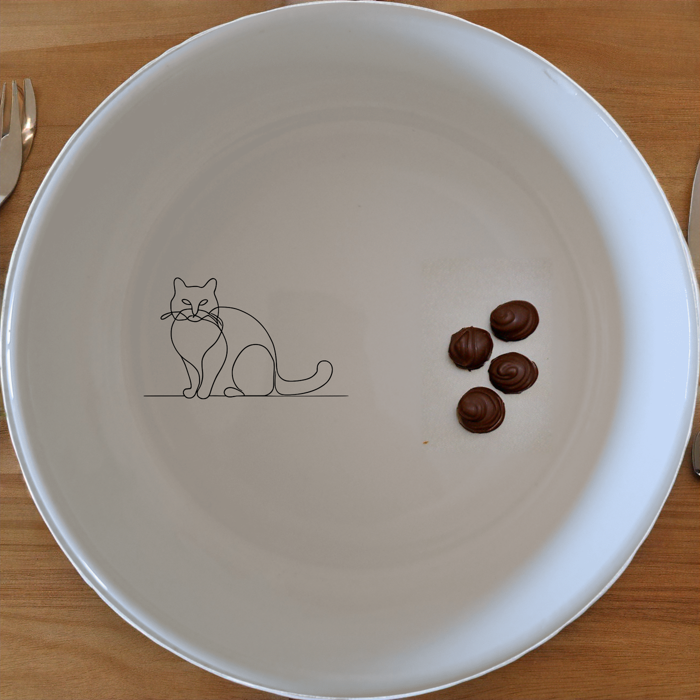 Discover the Elongated Fat Quirky Cat Bowl Set of 4 - Range 1, a charming and practical addition to your kitchen. These bowls feature a unique design that combines functionality with style.