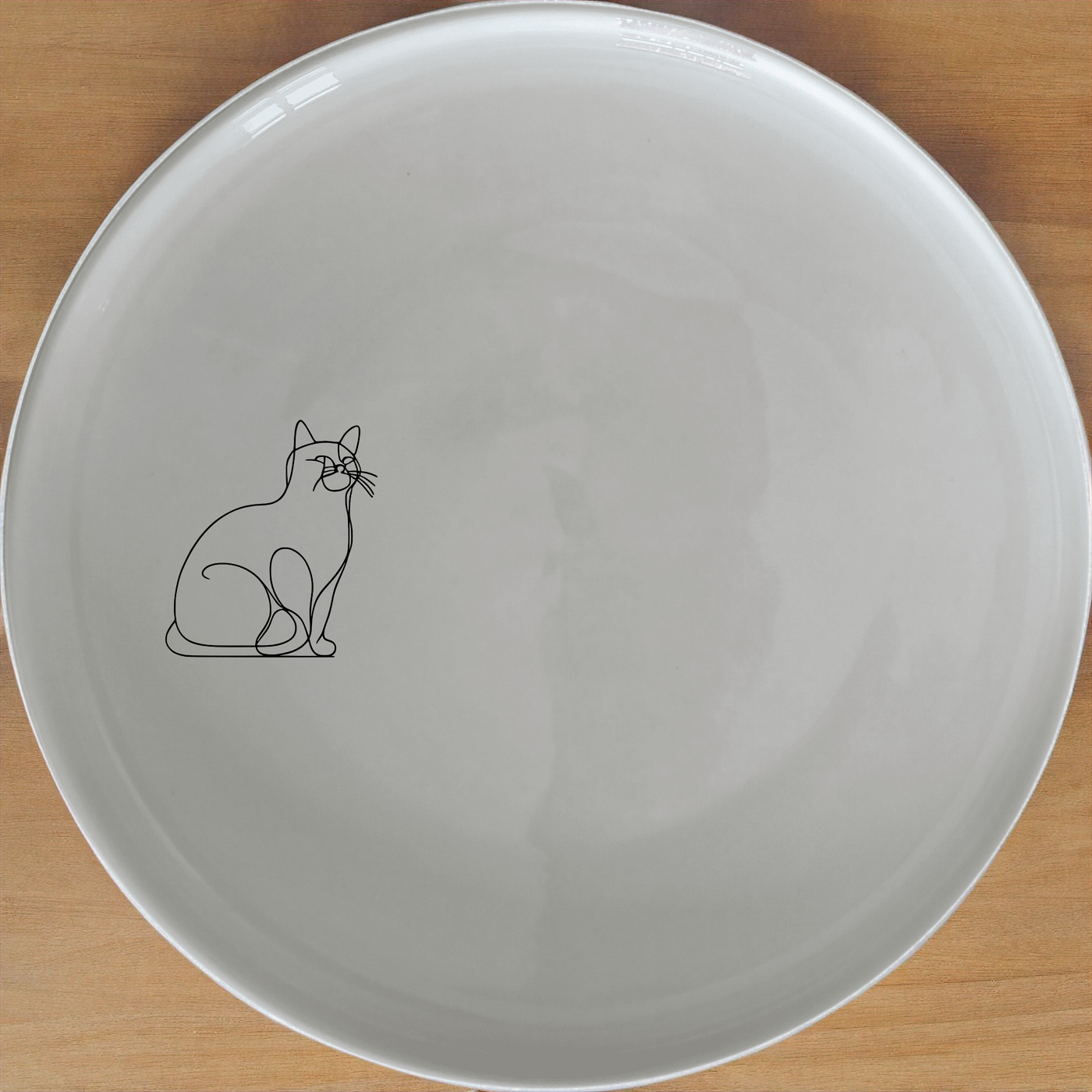 Elongated Fat Quirky Cat Dinner Plate Set of 4 - Range 4 is a charming and unique dinnerware set that adds a touch of whimsy to your dining experience. Perfect for cat lovers, these plates feature an elegant design that will delight your guests.