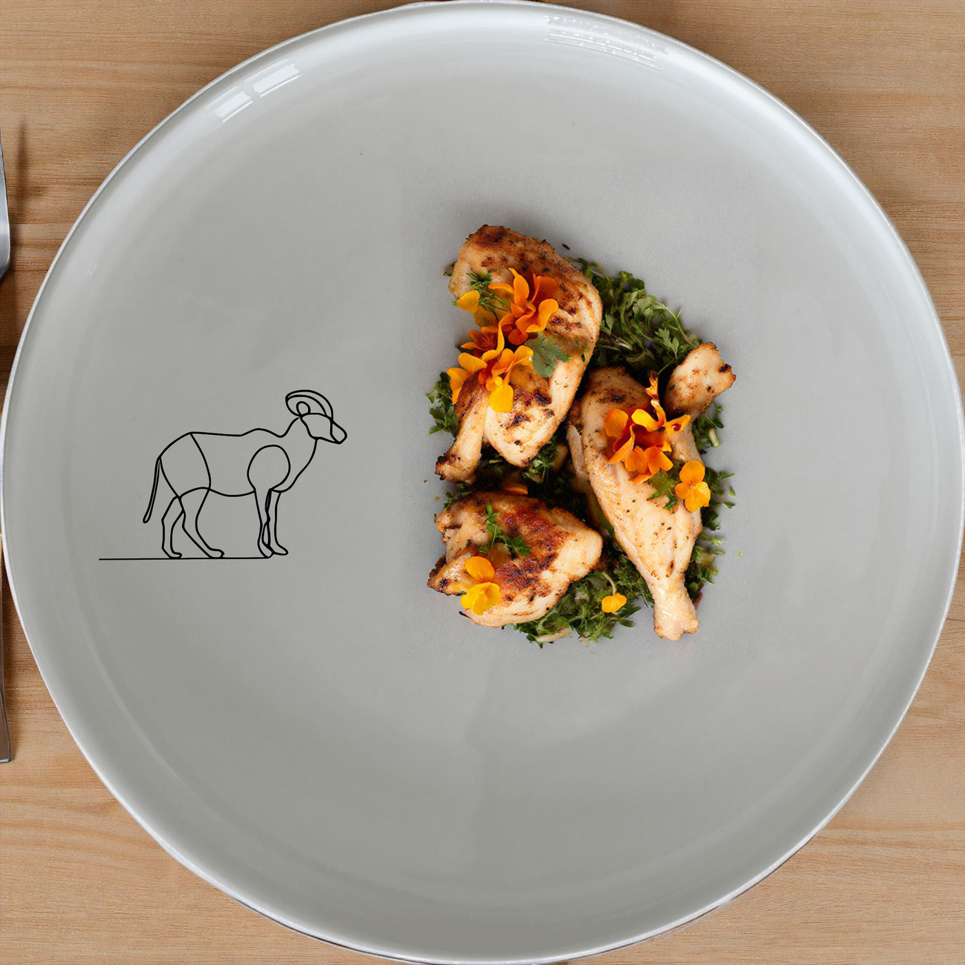 The Wildlife Ram Dinner Plate Set of 4 brings a touch of nature to your dining table, perfect for any home.