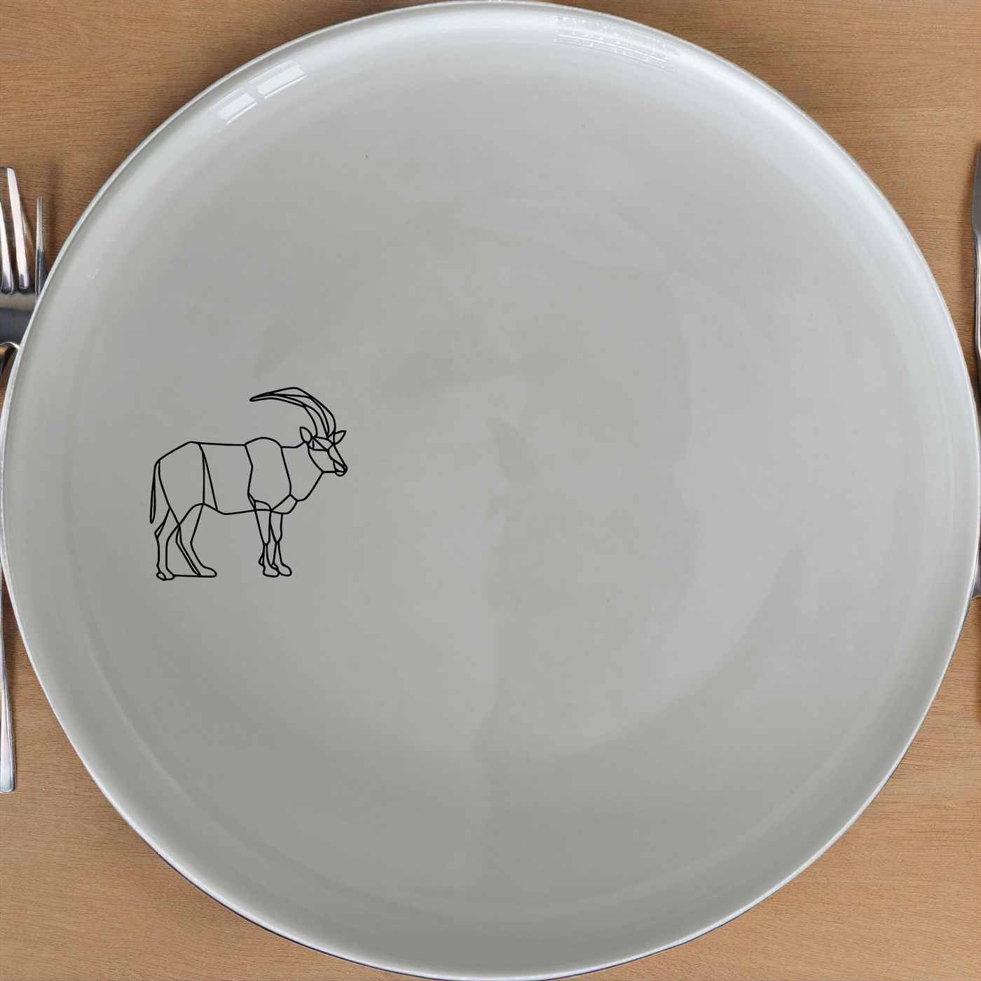 The Wildlife Side Plate Set of 4 - Range 2 is a stylish and versatile addition to any dining table, perfect for modern homes.
