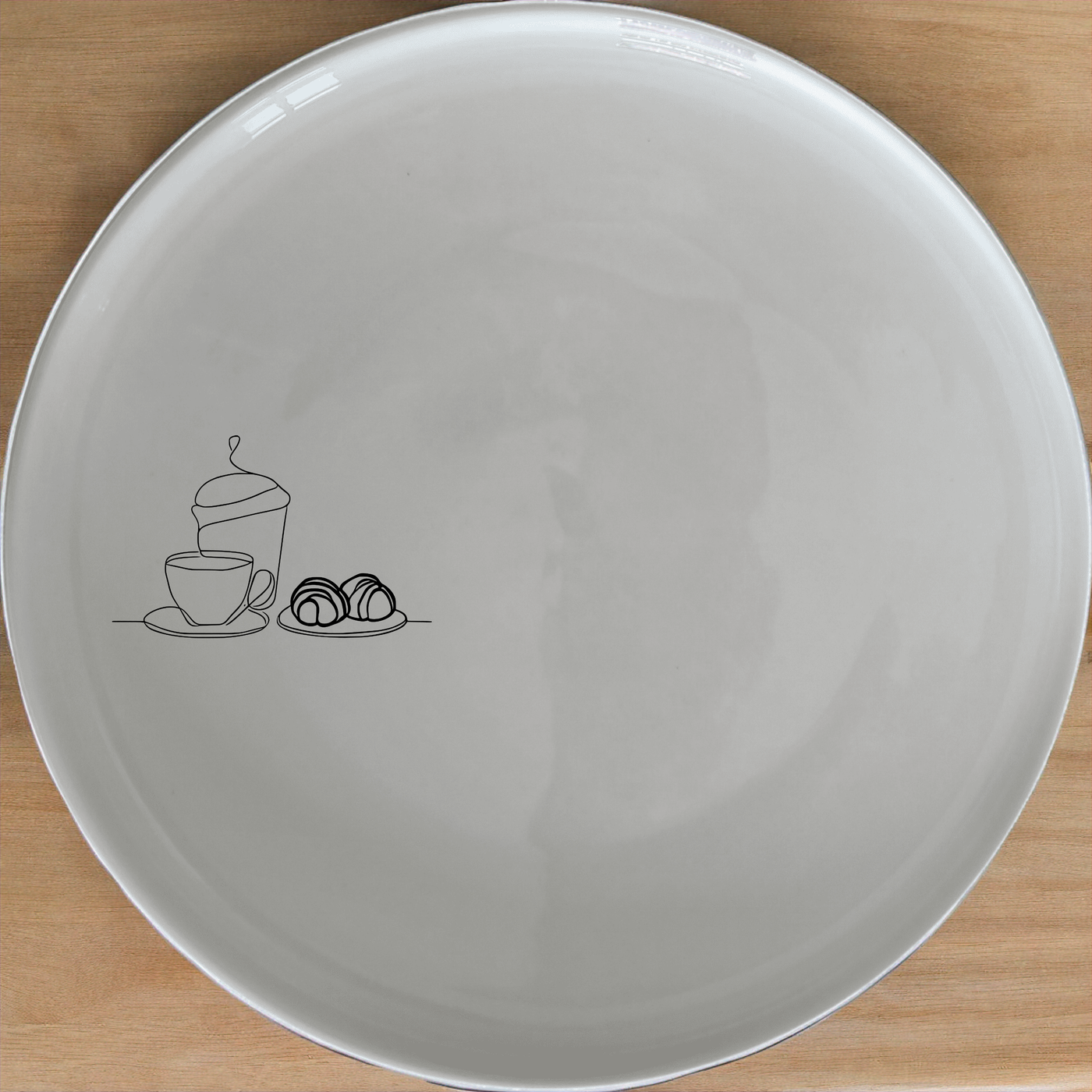 Coffee Pastries Dinner Plate Set of 4 - Range 4 is a stylish and practical addition to your dining collection, perfect for everyday use or special occasions.