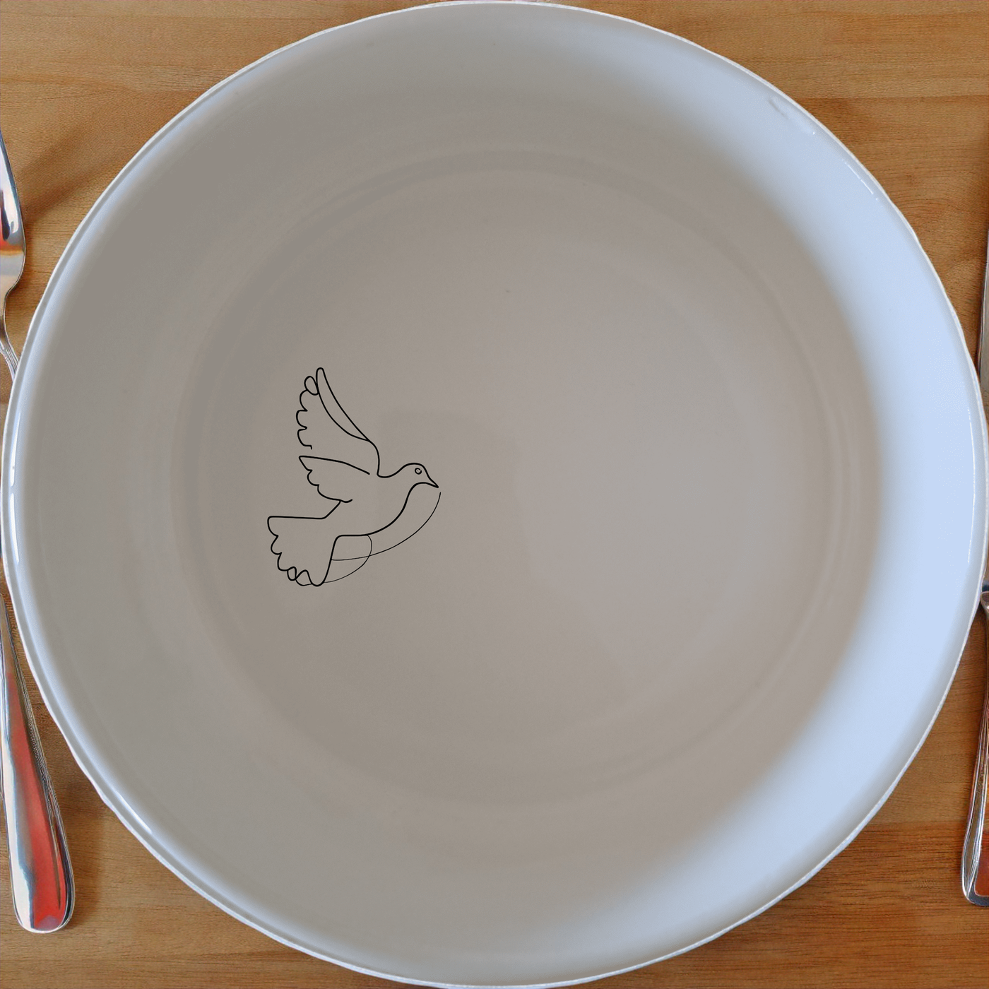 Dove Peace Star Bowl Set of 4 - Range 3 features a serene dove design, perfect for everyday meals and special occasions.
