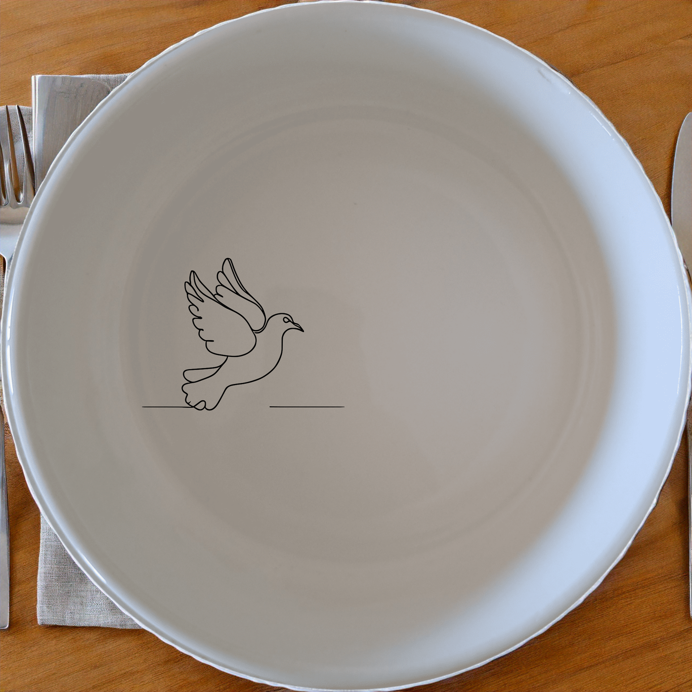 Dove Peace Star Bowl Set of 4 - Range 4 offers a serene design perfect for everyday meals and special occasions.