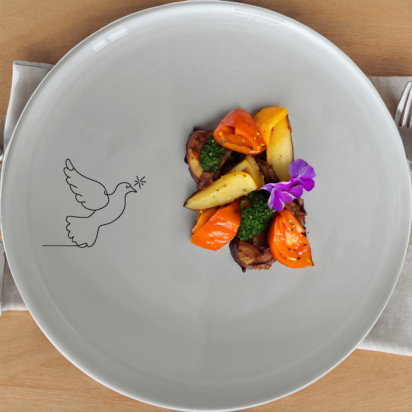 The Dove Peace Star Dinner Set of 12 brings serene elegance to your table with its minimalist design and timeless appeal.