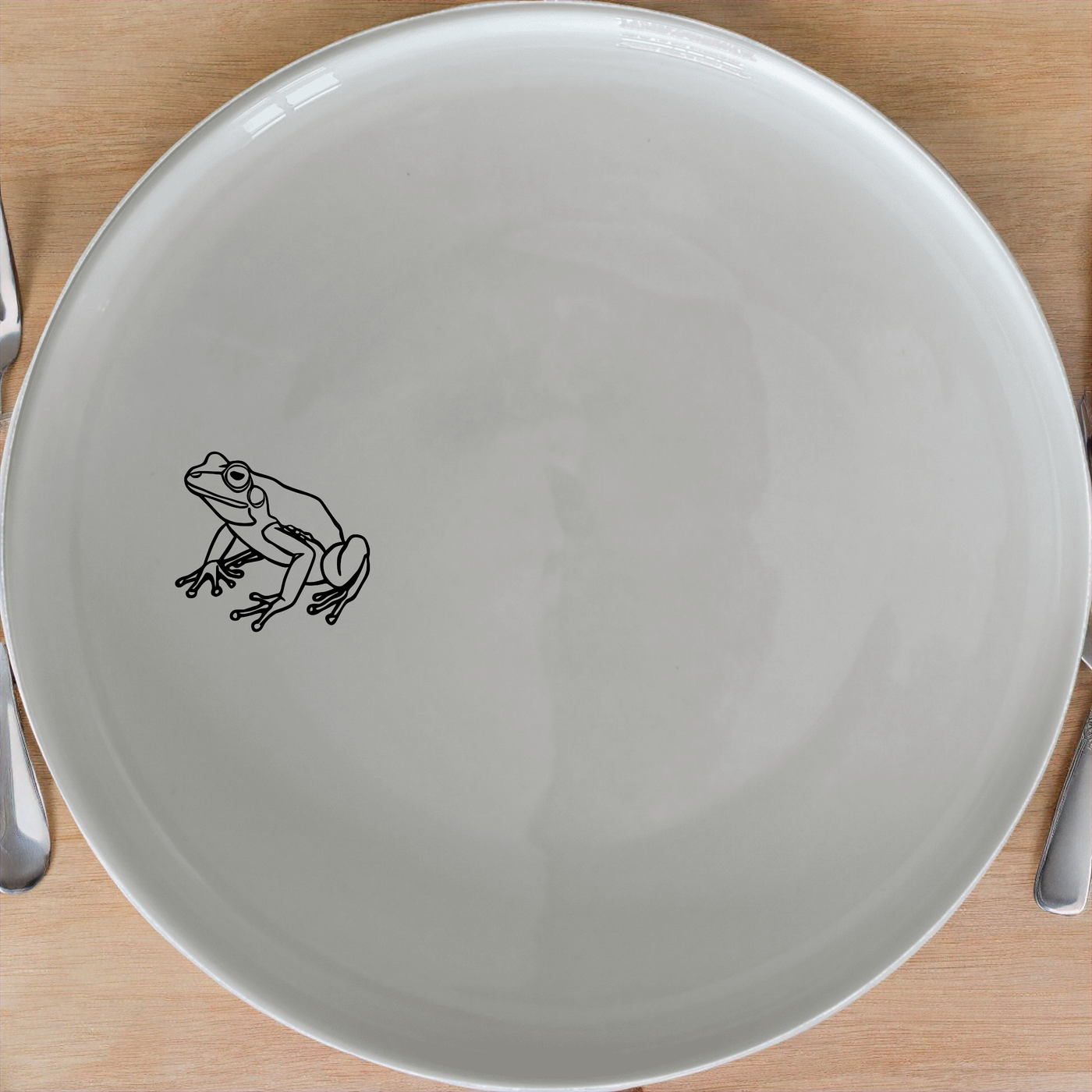 Frogs Reptiles Dinner Plate Set of 4 - Range 2 is a stylish and versatile dinner plate set featuring elegant frog and reptile designs.