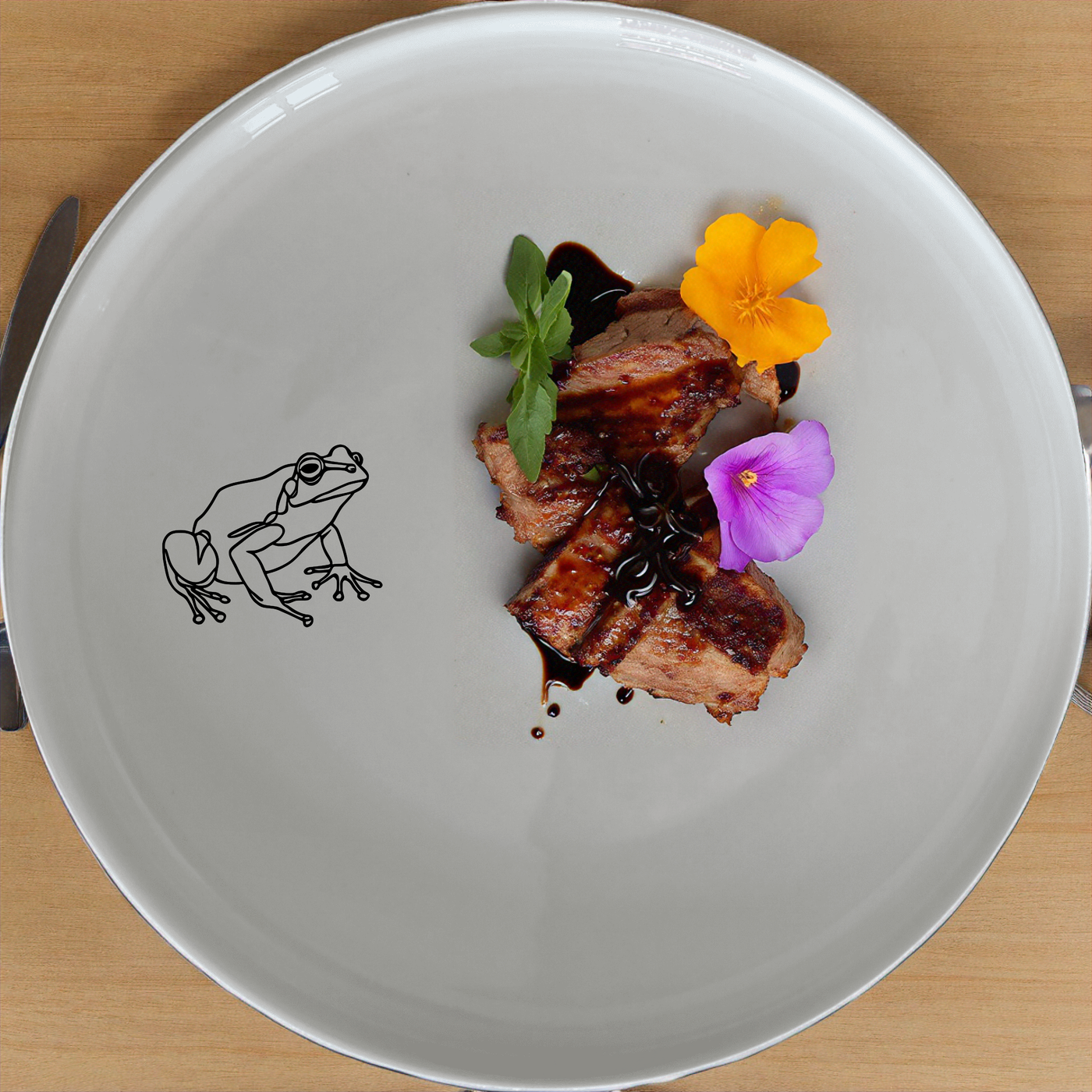 Frogs Reptiles Side Plate Set of 4 - Range 1 adds charm to your table setting with elegant frog designs.