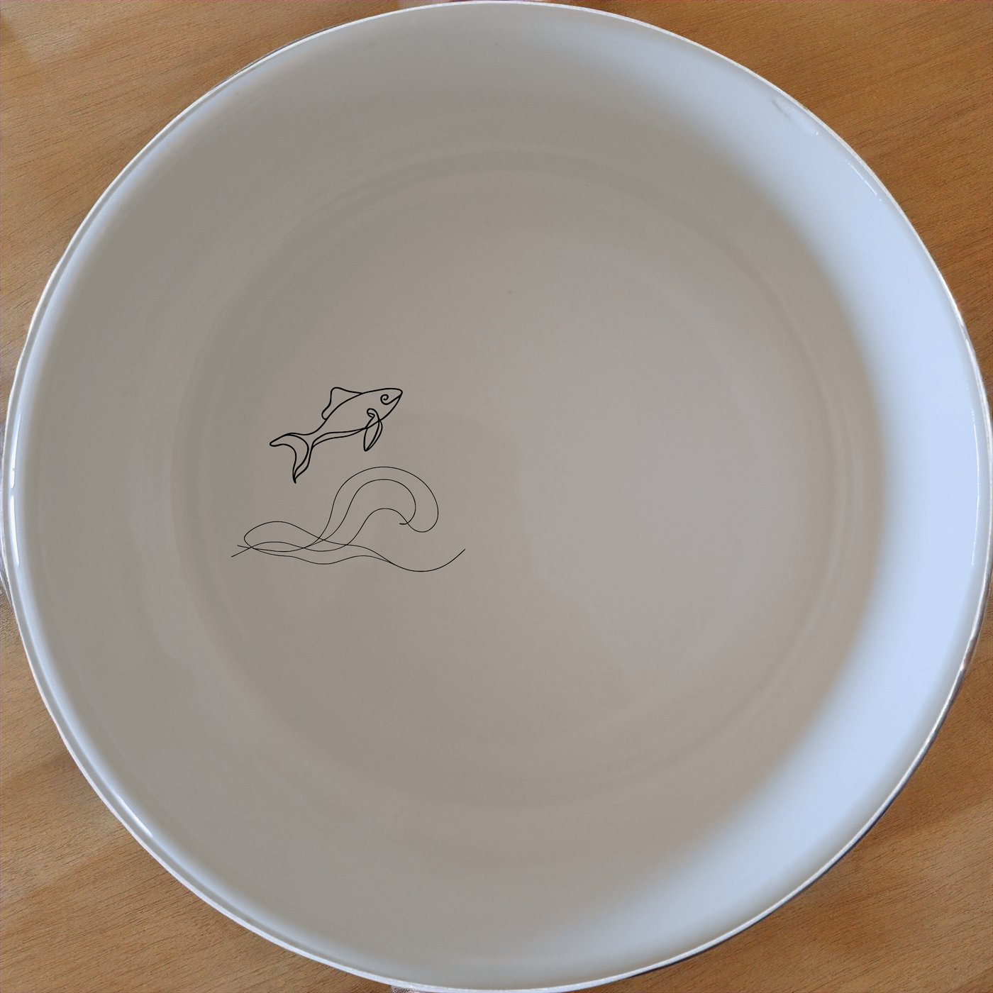 Ocean Sea Life Bowl Set of 4 - Range 2 is a beautiful and functional addition to any kitchen, perfect for serving and enjoying your favorite meals.