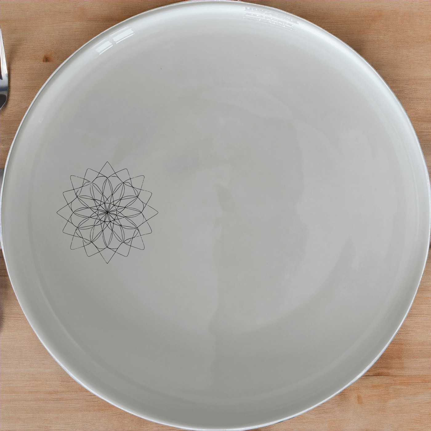 Sacred Geometry Mandala Star Dinner Plate Set of 4 - Range 4 offers a unique and artistic design perfect for any dinner setting.