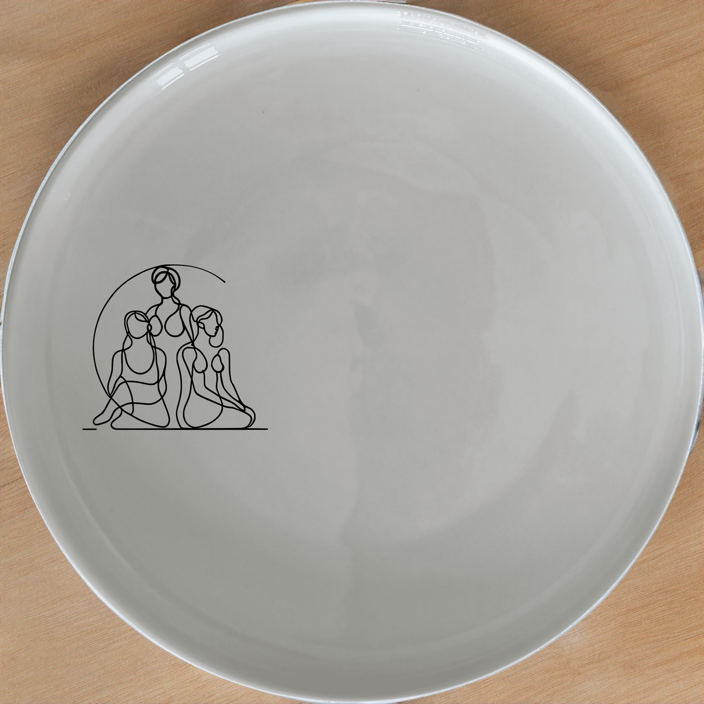 The Unity Diversity Side Plate Set of 4 - Range 4 brings modern art to your table with abstract designs that celebrate unity and diversity. Perfect for everyday use or special occasions.