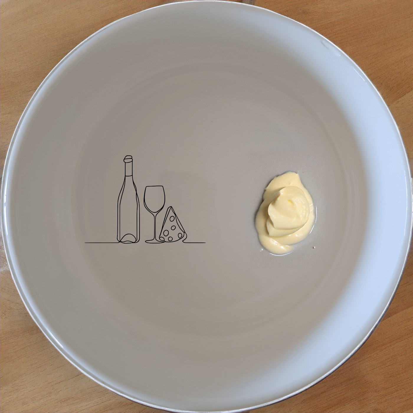 The Wine and Cheese Bowl Set of 4 - Range 3 adds a touch of elegance to any dining experience. Perfect for entertaining guests or enjoying a quiet meal at home. This set is versatile and stylish, making it an excellent choice for both everyday use and special occasions.