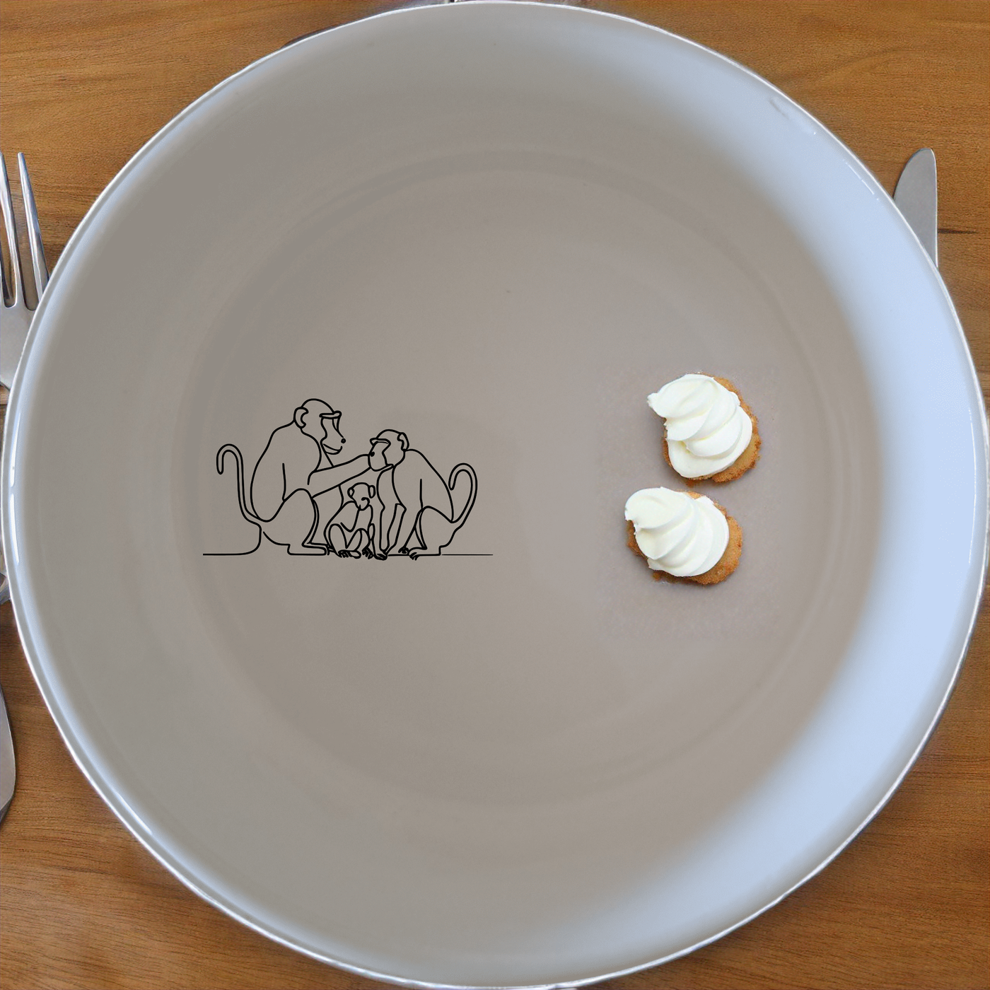 Baboon Troop Social Grooming Scene Bowl Set of 4 - Range 3 offers a unique and stylish addition to your dining collection.