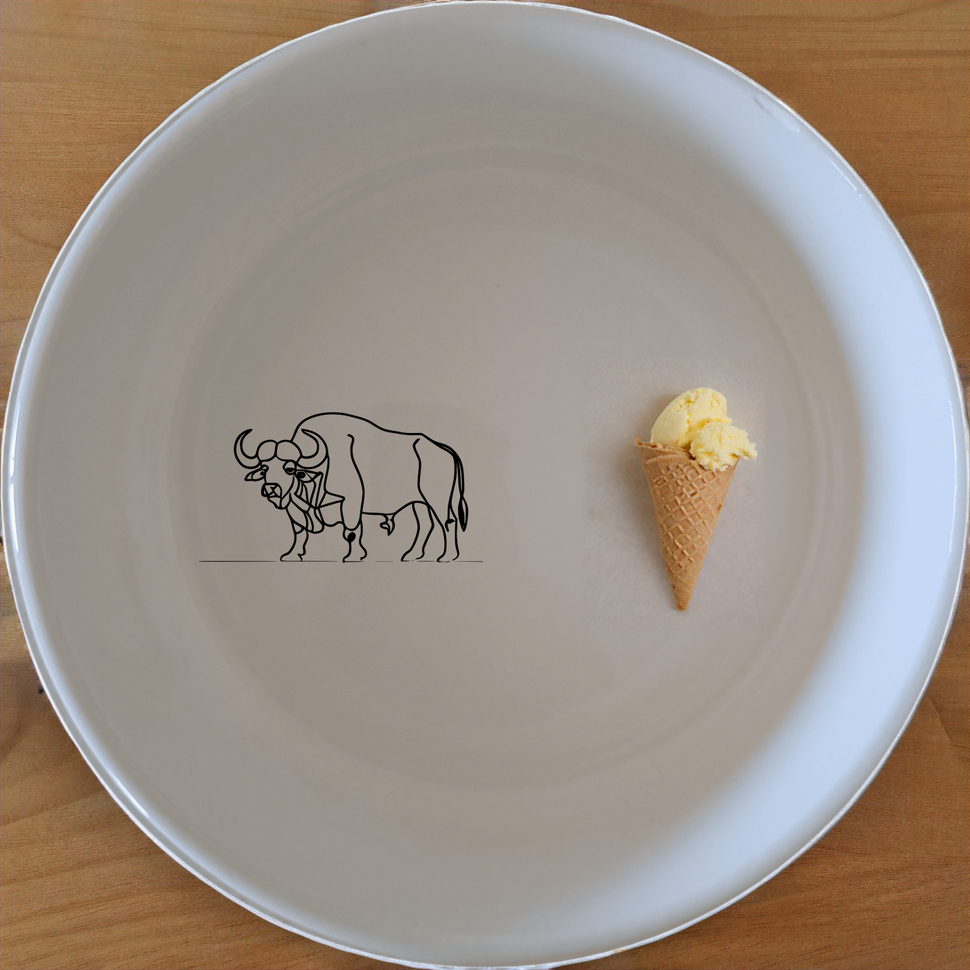 Buffalo Herd Bowl Set of 4 - Range 2 is a stunning collection of four ceramic bowls featuring a powerful buffalo design. Perfect for everyday use or special occasions.