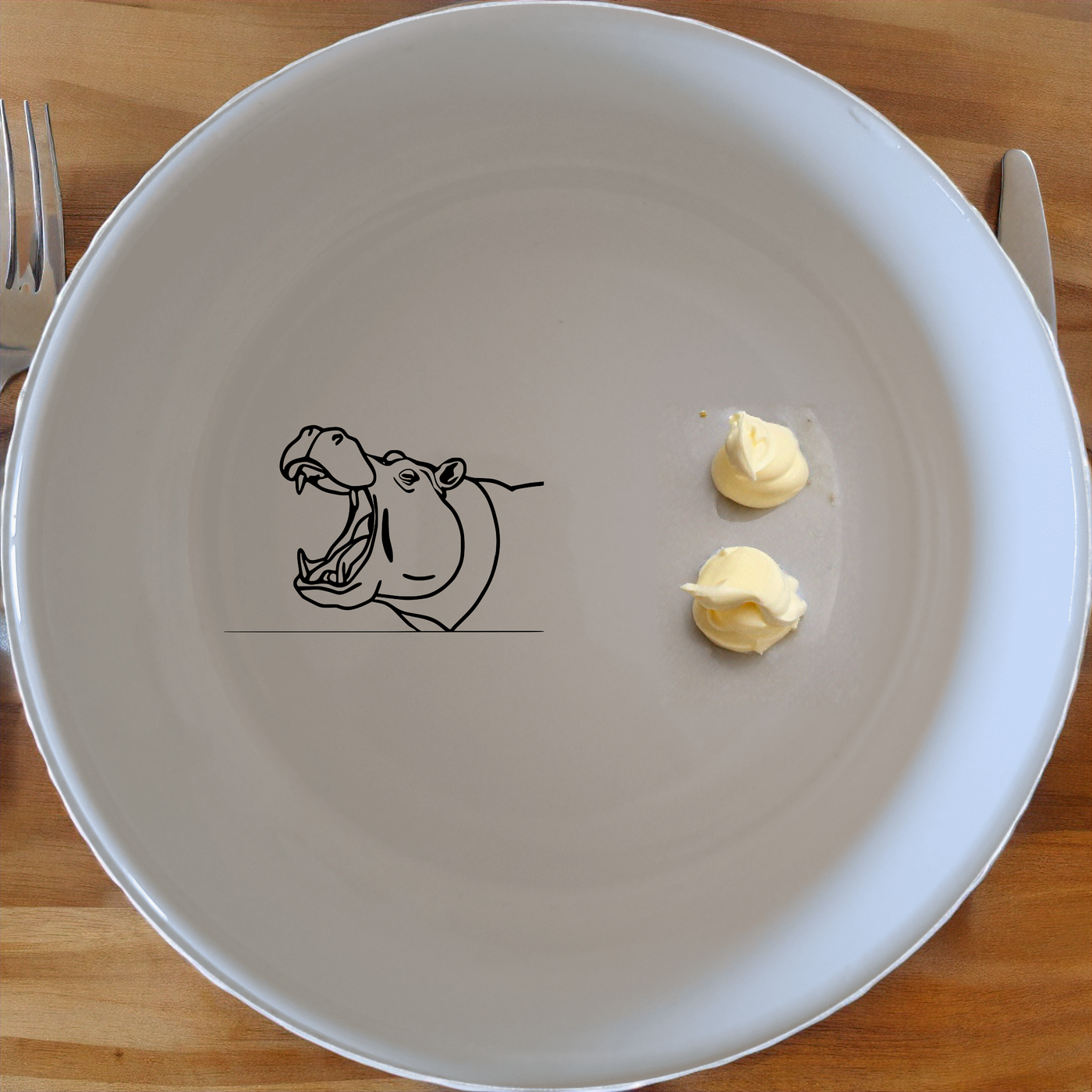 Hippo Yawning Massive Jaw Bowl Set of 4 - Range 1 is a unique and fun addition to your tableware collection.