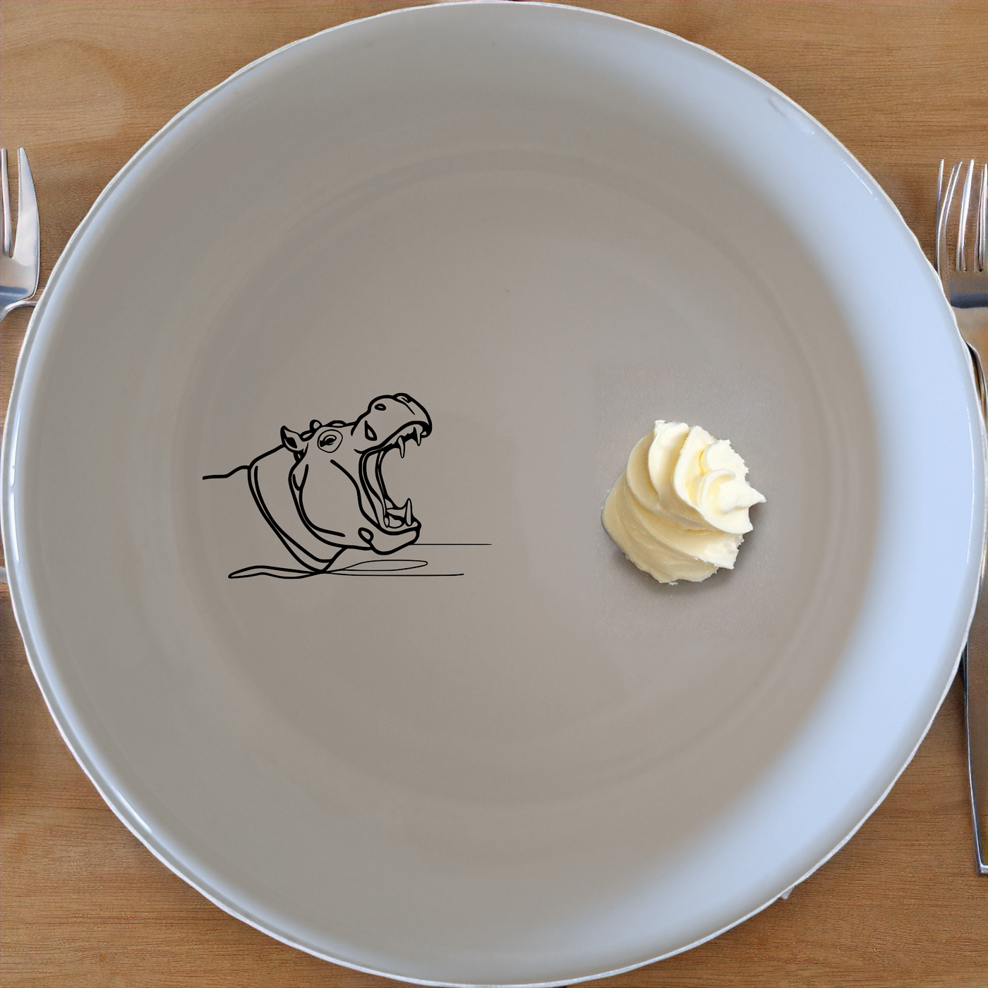 Hippo Yawning Bowl Set of 4 - Range 2 offers a playful and unique design perfect for any kitchen. Crafted from durable ceramic, these bowls are microwave and dishwasher safe.