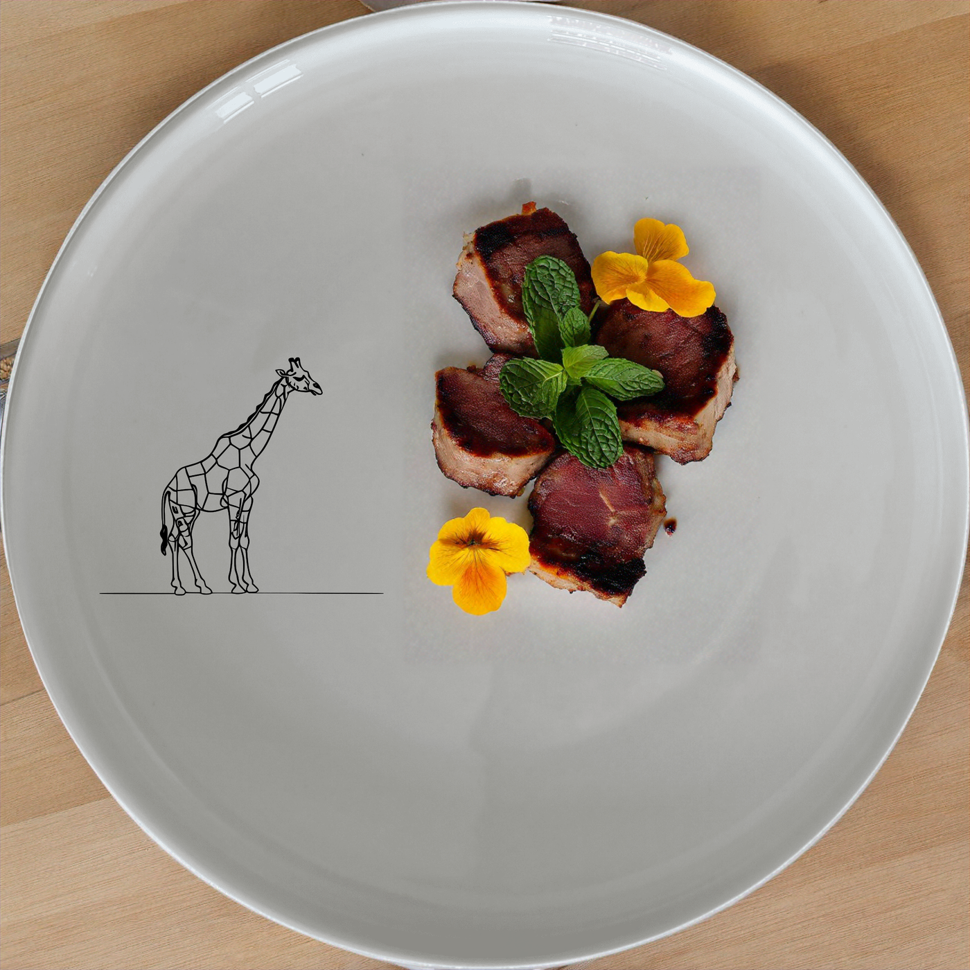 This set of four dinner plates features a unique giraffe design, perfect for adding a touch of elegance to your dining table.
