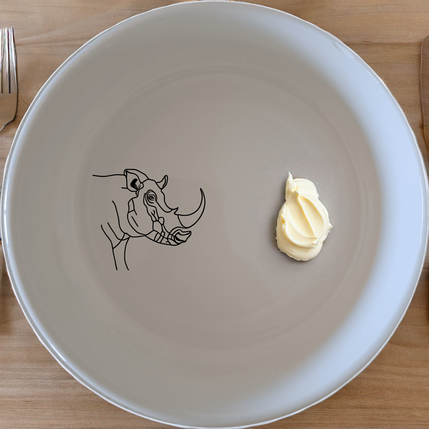 Warthog Tusk Bowl Set of 4 - Range 2 offers a unique and stylish addition to your dining collection with intricate designs.