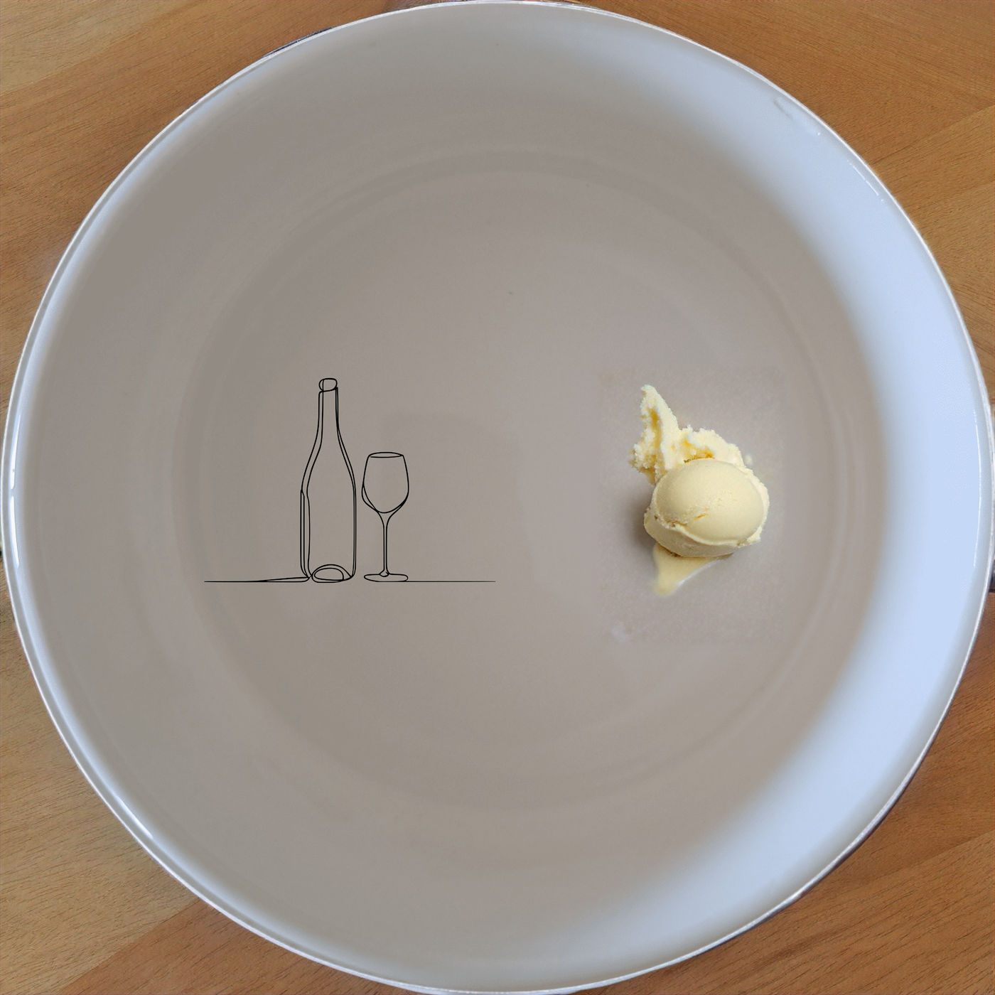 Bottle Glass Bowl Set of 4 - Range 2 is a stylish and versatile addition to your kitchen. Crafted from premium ceramic, these bowls are perfect for serving snacks, desserts, or small meals. Their modern design and durable construction make them a must-have for any home.
