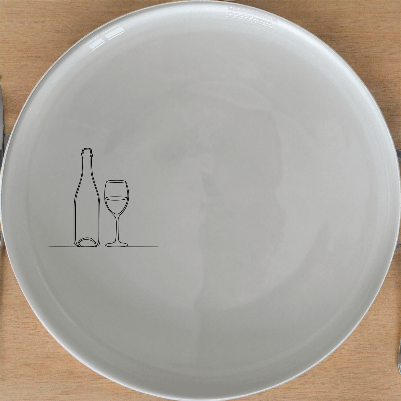 Bottle Wine Glass Side Plate Set of 4 - Range 4 adds a touch of elegance to your dining table with its minimalist design and high-quality ceramic construction.