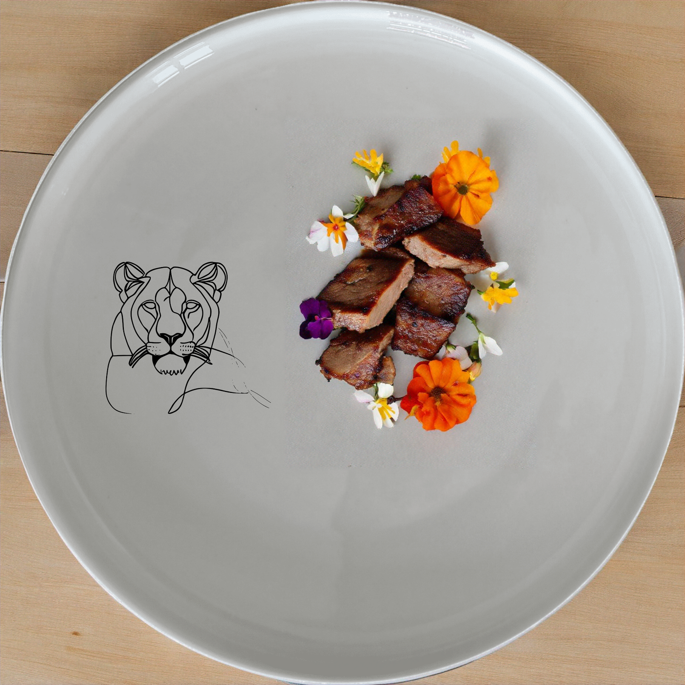 Staring Female Lioness Dinner Plate Set of 4 - Range 3 is a stunning set of four elegant dinner plates featuring a captivating lioness design.