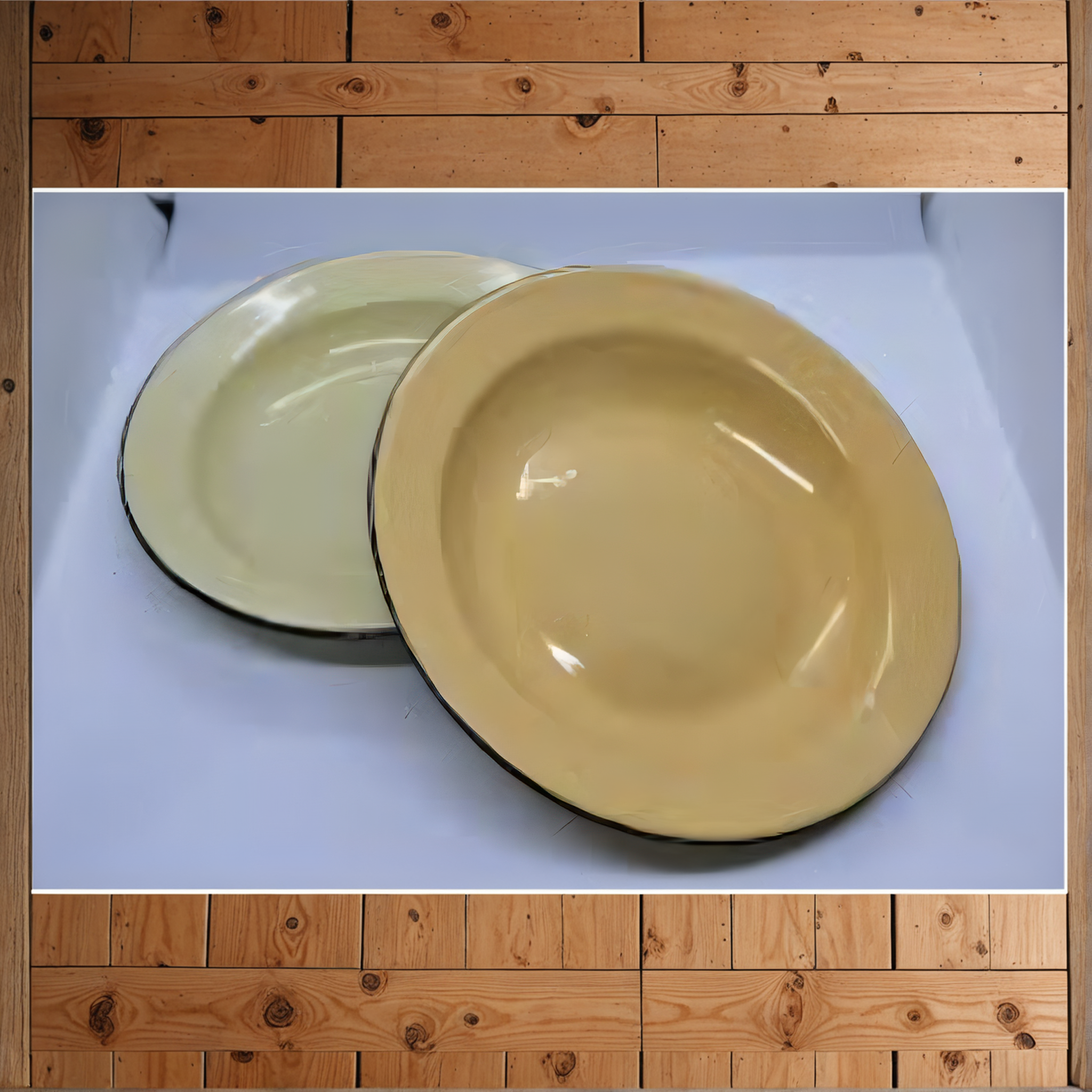 Stacked Wood Enamel Plate Set of 4 - Range 4 - Image 6